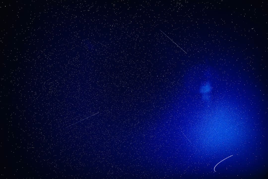 《好鬼两个半之养鬼大师》热映重现经典恐怖片神话